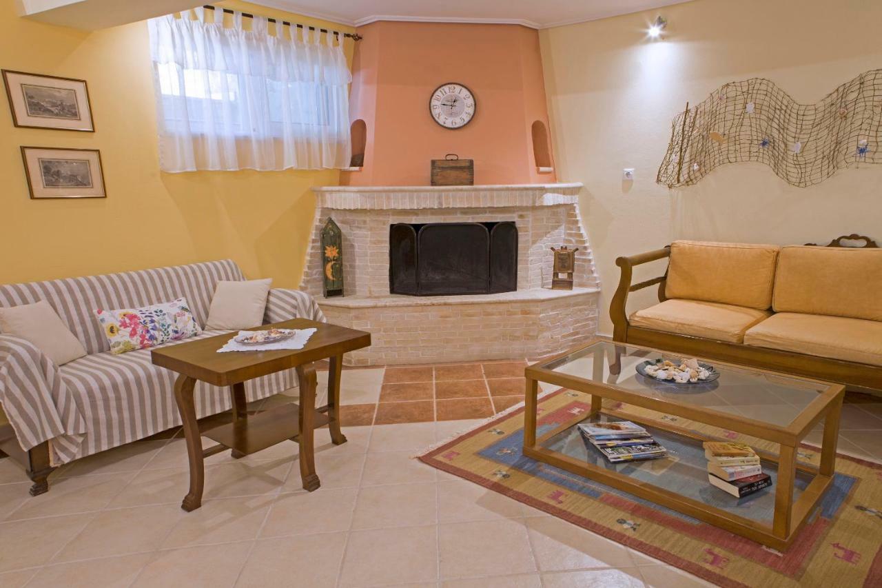 Remezzo Apartments Акрогиали Номер фото